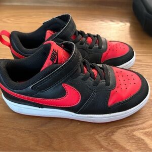 Nike Kids Black and Red Sneakers